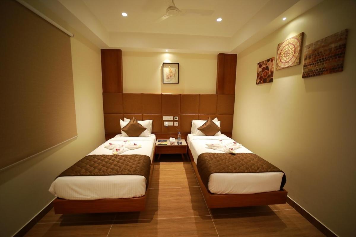 Hotel Amoha Tiruvannāmalai Exterior foto